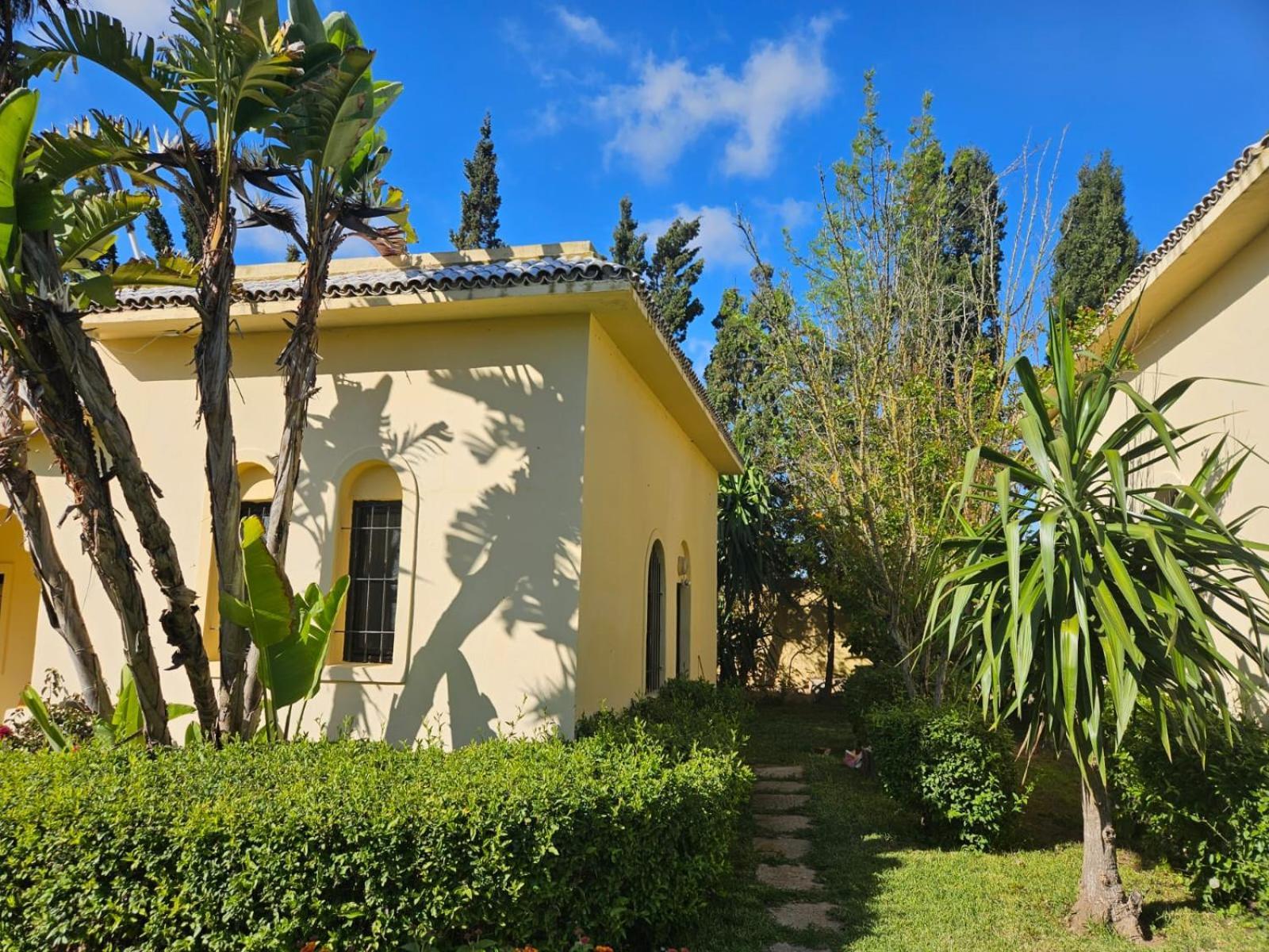 Bed and Breakfast Les Cypres Džadída Exteriér fotografie